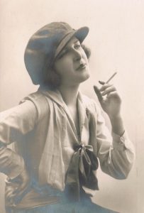 Neue Frau