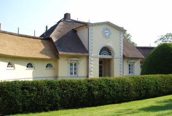 Halbmondgebäude an der Elbchaussee von Chistian Frederic Hansen